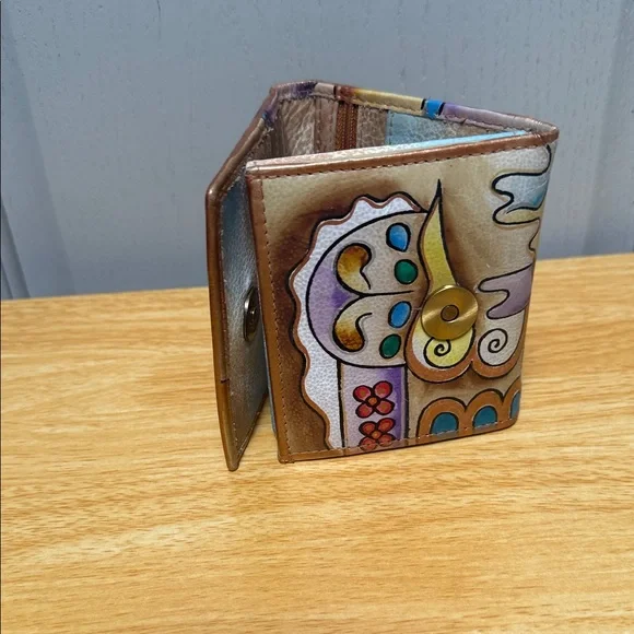 HANDPAINTED ABSTRACT WALLET 🎨 - Picture 5 of 17